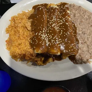 Enchiladas mole