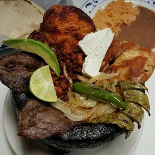 Un Molcajete porfavor