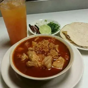 Menudo y Agua de Melon