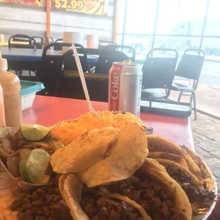Combo 6 tacos, papa y soda $9.99