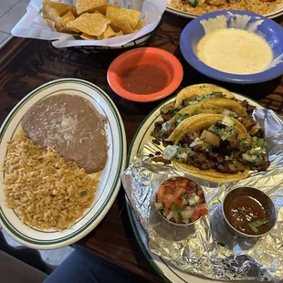 Al pastor tacos