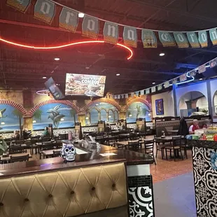 The interior (dining side)