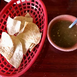 Salsa and chips