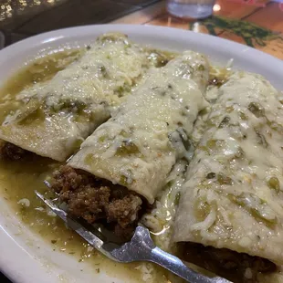 (3) Al La Carte ground beef enchiladas w verde sauce. EXCELLENT!!!