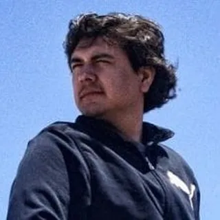 Alex F.