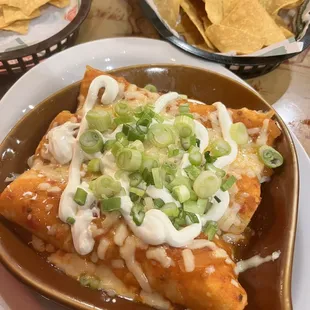 Enchilada cazerola shredded chicken