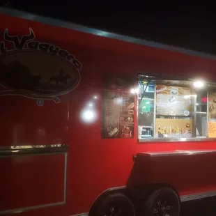 The Truck in all its yummy-goodness!