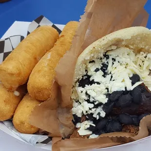 A little bit of heaven. #GetInMyBelly  #arepas #taquenos #yum #ReviewsByRL @elvenezolanoft
