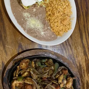 Delicious fajitas with beans &amp; rice