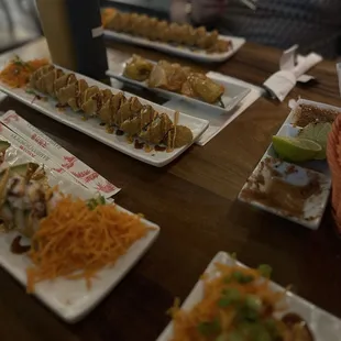 guamichilitto roll &amp; mar y tierra roll