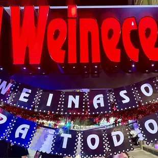 Order station (outside)