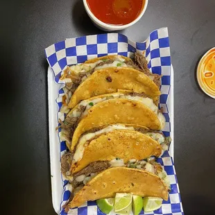 El Yaqui Mexican Food & Desserts