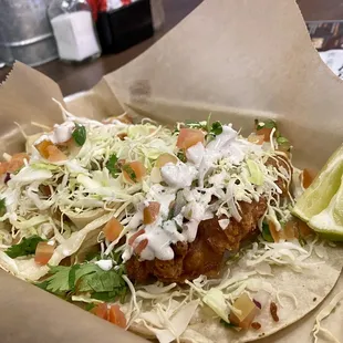 Taco Perronand Taco Pescado.