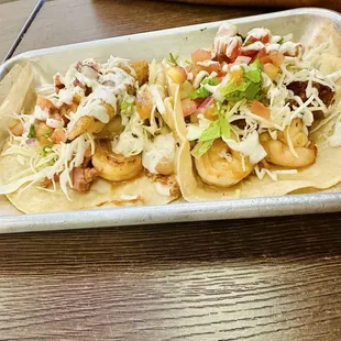 Taco de Chicharron de Pescado Camaron Estilo Ensenada