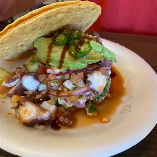 Ceviche de Pescado con Pulpo Tostada