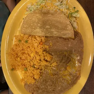 Kids menu taco plate