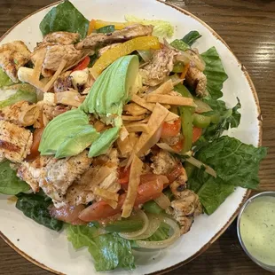 Grilled Shrimp Fajita Salad