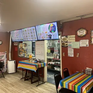 Order at the counter and they bring your food out to your table when it&apos;s done