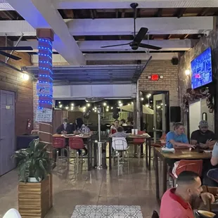 Bar AVOCADO SALAD (D) SKIRT STEAK