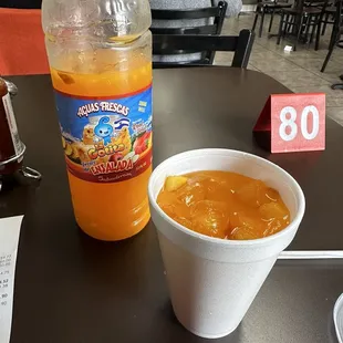 Refresco de ensalada is bottle now.. how the times have changed