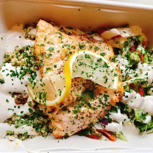 Grilled Salmon Filet Bowl