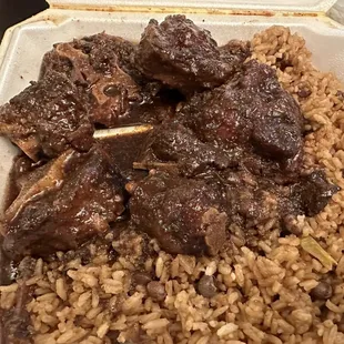 Jamaican Oxtails with Rice and Peas