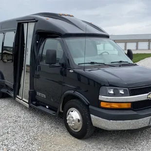 Our 14 passenger limo bus