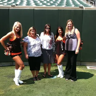 a group of cheerleaders posing for a picture
