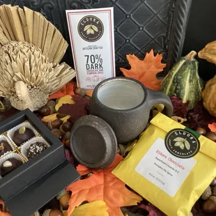 We have some Thanksgiving chocolate ideas for you or gifts. See us at our 8114 Edith NE store, online, or call us at 505-433-4076