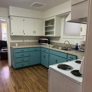 Great little kitchen !