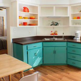 Fully Equipped Dine-in Kitchen