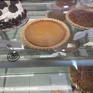 Look @ the pumpkin pie  2 days after Thanksgiving 2022 - Ele Beavercreek, Ohio.