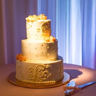 Another shot of my Dad's wedding cake