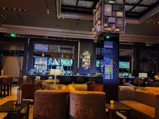 Vista Cocktail Lounge