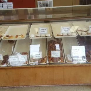 Great cookies n pastries,*Fresh Donuts Too