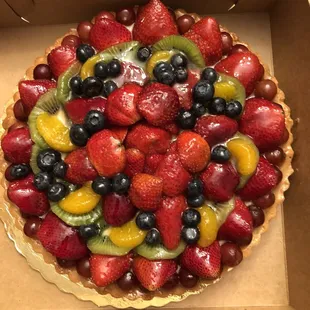 Fruit tart- 9&quot; perfect for any birthday or party