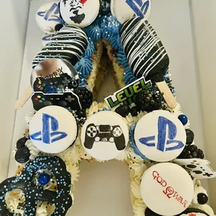 a letter shaped cupcakes