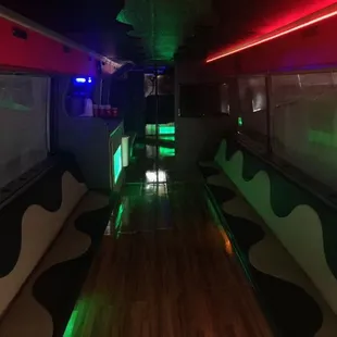 Party Bus - Hercules 45 PX