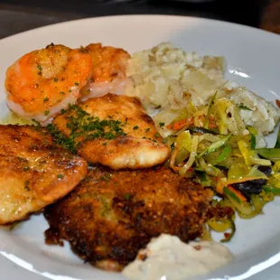 Seafood Medley! Sauteed Garlic Butter Shrimp, Pan Fried White Fish &amp; a Crab Cake with Remoulade.