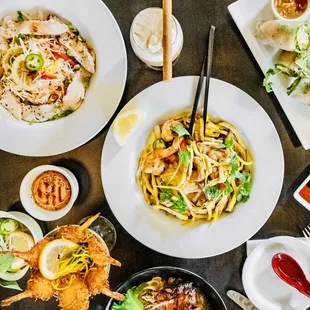 Elements' LUNCH MENU