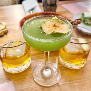 oysters and mussels, drink