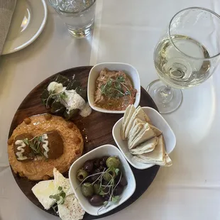 Sampler platter appetizer