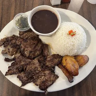 Skirt Steak with Chimichurri