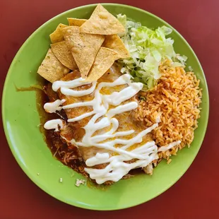 a green plate of food