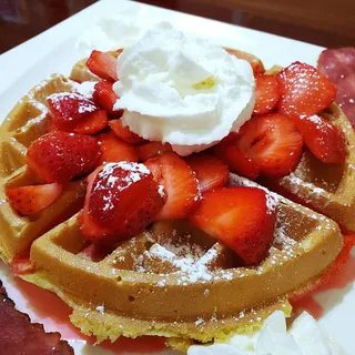 Waffle with Strawberries