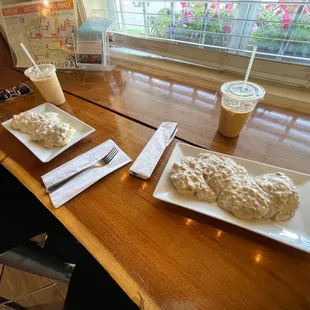 Ice caramel coffee with biscuits and gravy.