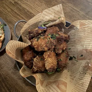 Fried Chicken Wing With Lemongrass Sauce