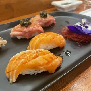 Sake Nigiri