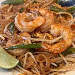 Pad Thai with shrimp
