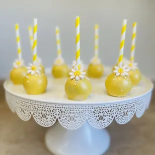 Daisies cake pops